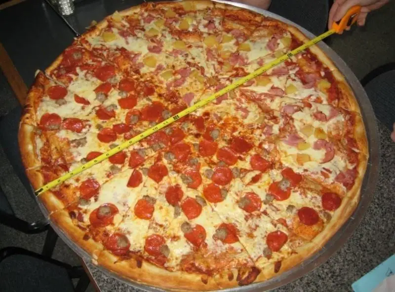 How Big is a 28 Inch Pizza